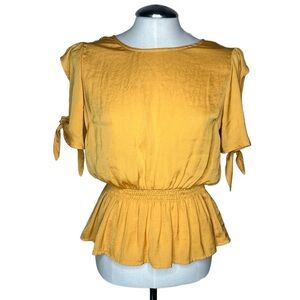 Slate & Willow Peplum Canary Yellow Short Sleeve Keyhole Back Silk Blouse Size 4